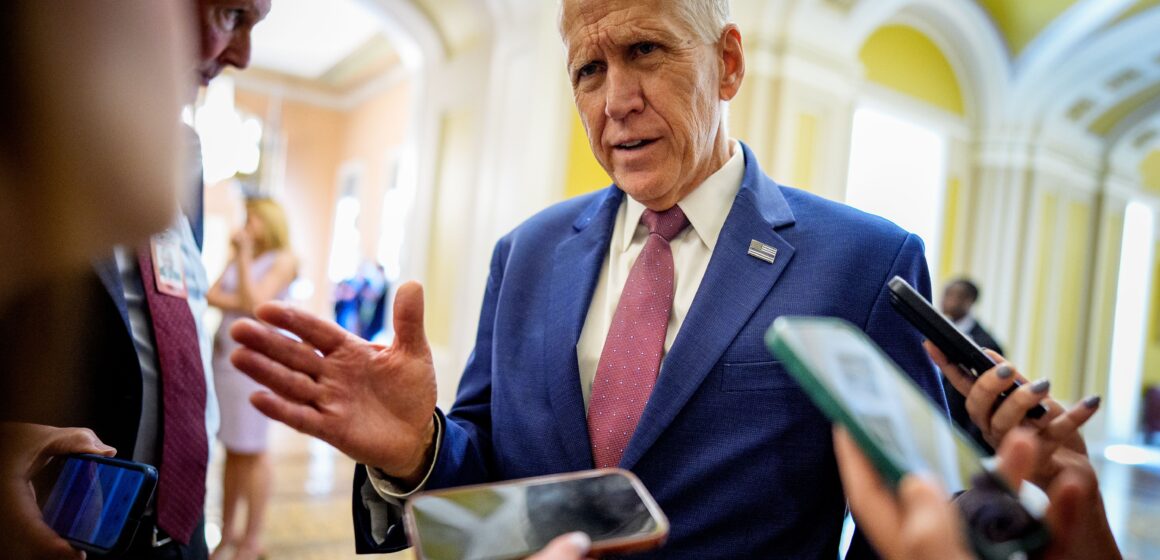 Senators ready to send stricter ethics rules on Trump’s crypto ventures to White House, sources say