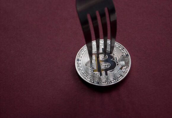 Bitcoin holders risk losing real BTC if they sell coins from BIP-110 fork, says developer