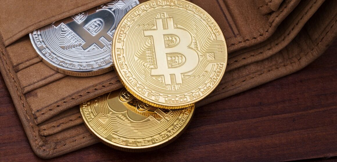 Bitcoin wallets untouched for 10 years moved $40 million. Most avoided exchanges