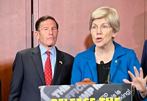 Clarity Act sits idle over Trump ethics question as Warren asks SEC to investigate him