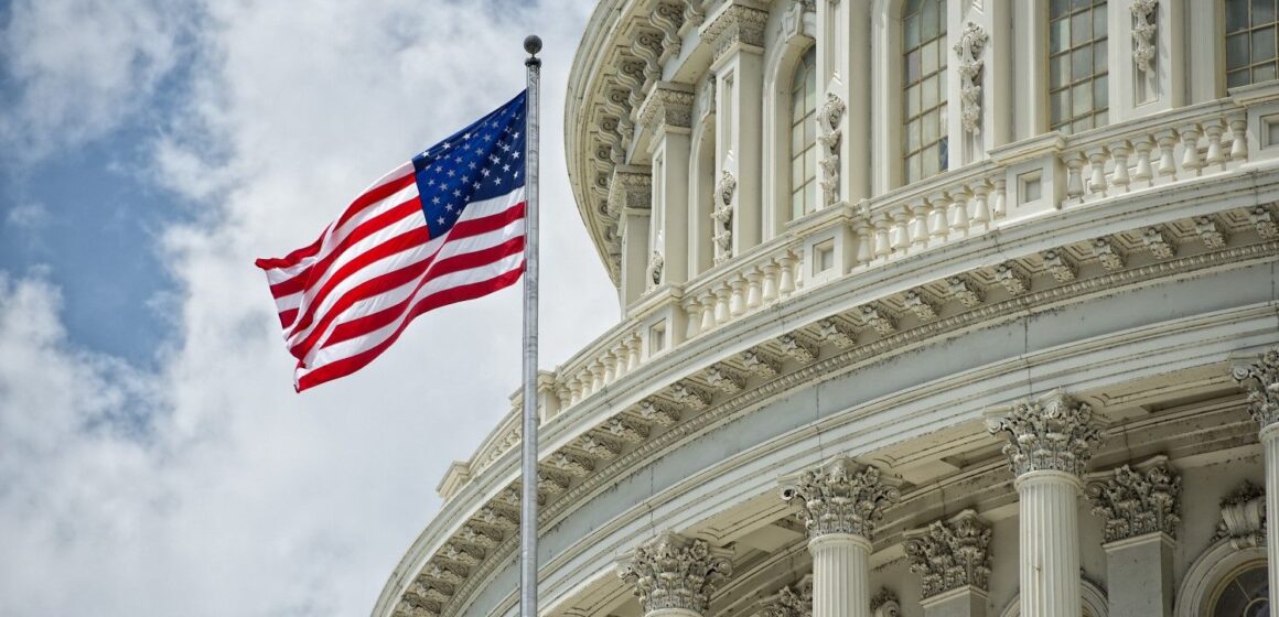 XRP leads majors losses as Clarity Act vote slips to September
