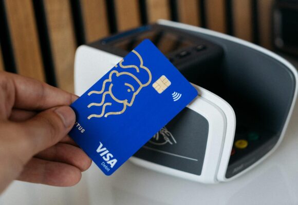 A $1.1 million crypto card hack crashed a neobank’s token 49%