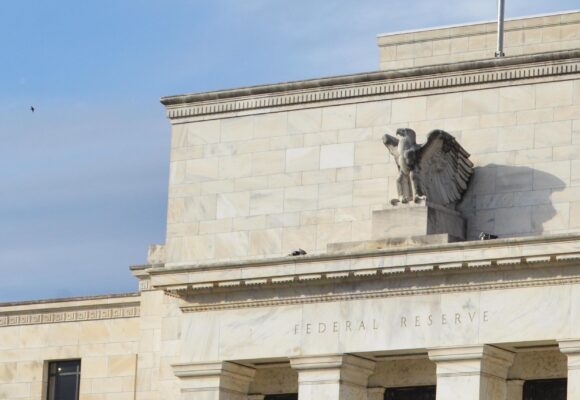 U.S. Federal Reserve moves on proposals to implement GENIUS Act for stablecoins