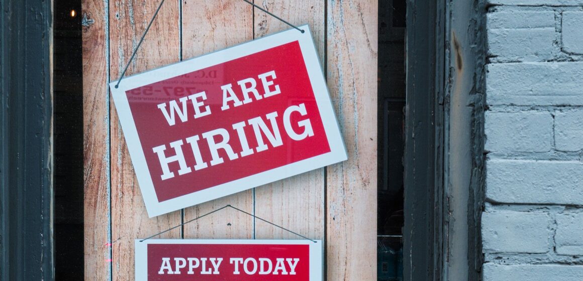 Crypto job postings triple to over 1,200 in September, but applications fall