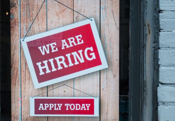Crypto job postings triple to over 1,200 in September, but applications fall