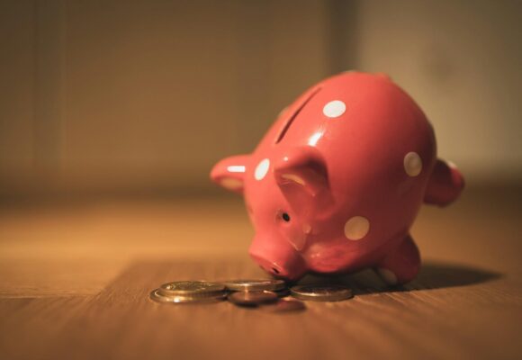 Banks could slow stablecoin growth by paying savers more, BIS paper finds