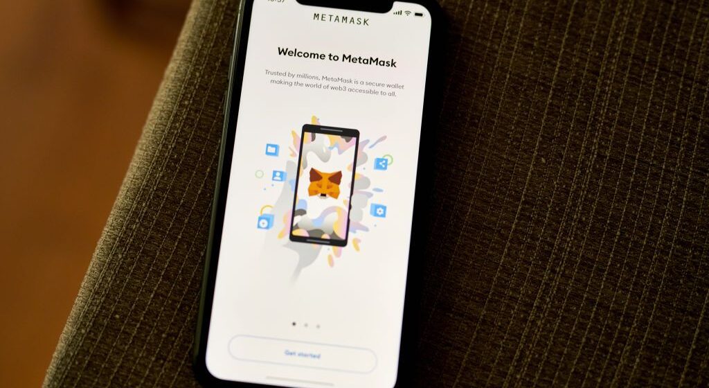 MetaMask security incident forces Ethereum staking exits, no funds at risk